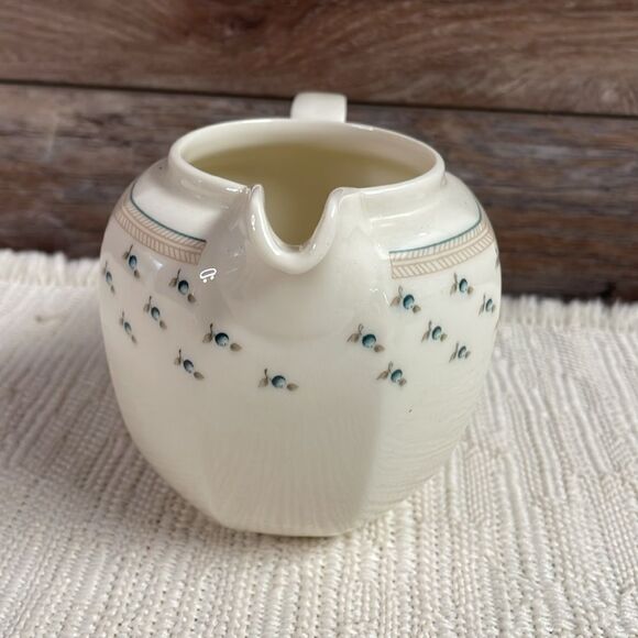 Wedgwood Ivory China Creamer Pitcher - Picture 2 of 6